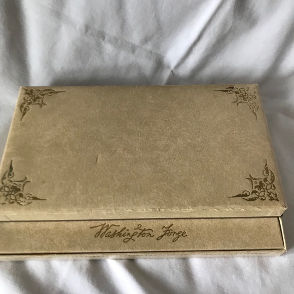 Vintage Washington Forge , 6 pc steak knife set. - Picture 4 of 6